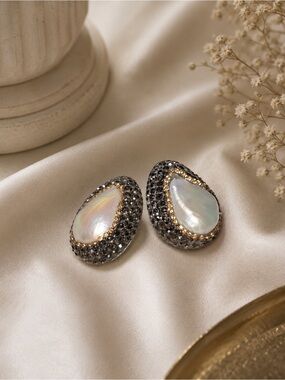 Black and Gold Pearl Earrings with marcasites